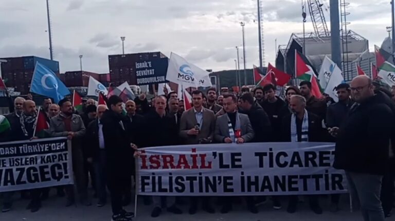  ANADOLU GENÇLİK DERNEĞİ’NDEN PROTESTO MESAJI: “GEMLİK LİMANLARI İSRAİL’E KAPATILSIN”