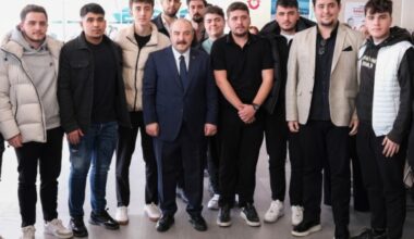 Varank Mudanya Üniversitesinde öğrencilerle buluştu