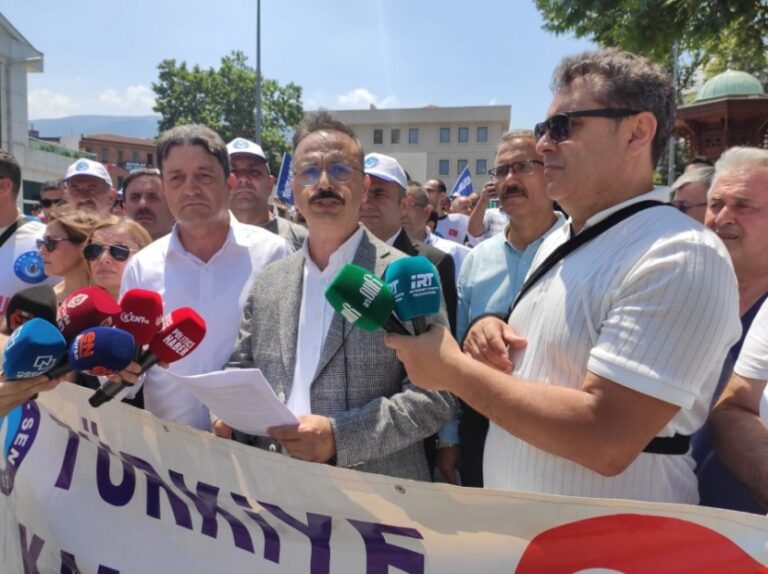 KAMU-SEN REFAH PAYI TALEBİNİ YİNELEDİ