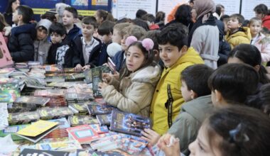 İNEGÖL’DE KİTAP GÜNLERİ COŞKUSU SÜRÜYOR