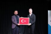 MEHMET AKİF ERSOY ORTADOĞU’DAKİ MEDYA ALGISINI İNEGÖL’DE ANLATTI