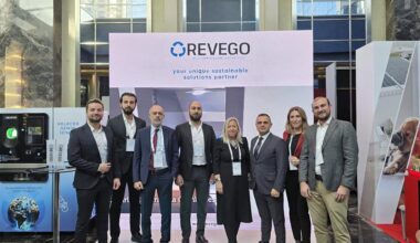“REVEGO, Çevresel Çözümler ve Teknolojilerini Perakende Sektörü ile Buluşturdu” “REVEGO, Çevresel Çözümler ve Teknolojilerini Perakende Sektörü ile Buluşturdu”