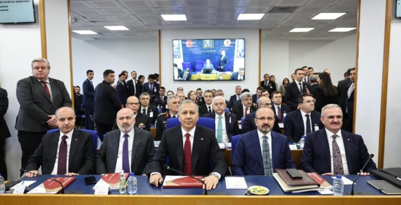 BURSA MİLLETVEKİLİ AHMET KILIÇ : “İÇİŞLERİ BAKANLIĞIMIZ KARARLILIK VE AZİMLE ÇALIŞIYOR”