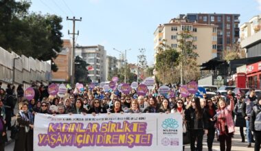 Nilüferli kadınlardan şiddete karşı tek ses Nilüferli kadınlardan şiddete karşı tek ses