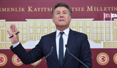 İKTİDAR, ÇİFTÇİYİ BORCA SÜRÜKLERKEN, ÜLKEYİ ŞEKER İTHALATINA MUHTAÇ ETTİ