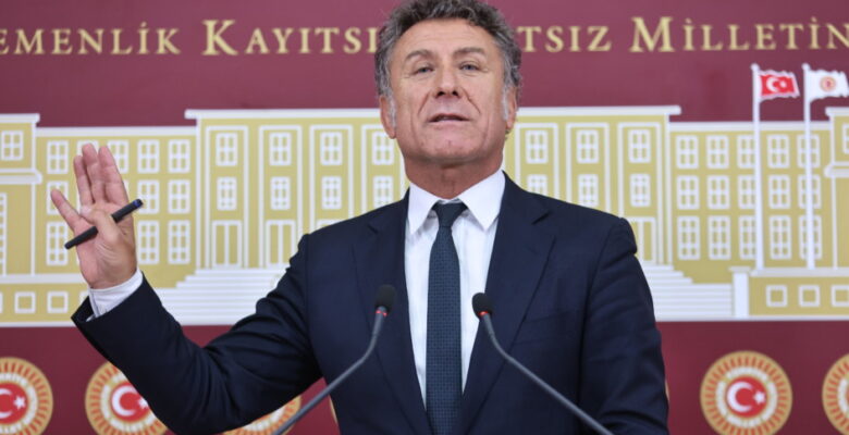 İKTİDAR, ÇİFTÇİYİ BORCA SÜRÜKLERKEN, ÜLKEYİ ŞEKER İTHALATINA MUHTAÇ ETTİ