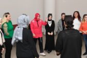 Osmangazi Belediyesi’nden kadınlara özel tiyatro eğitimi
