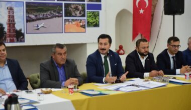BAŞKAN ÖZEL: MUHTARLARIMIZA GÜVENİMİZ DE DESTEĞİMİZ DE TAMDIR