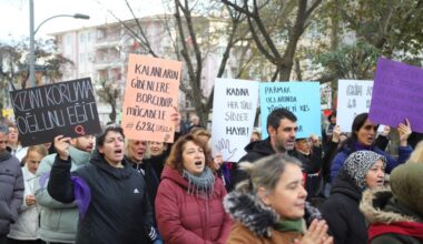 GEMLİKLİ KADINLAR ŞİDDETE HAYIR DEDİ