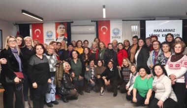MUDANYALI KADINLAR EŞİTLİK ÇAĞRISI YAPTI