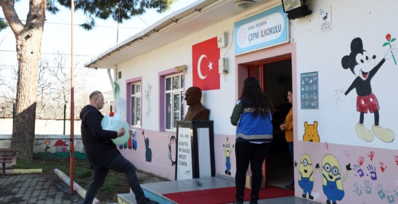 MUDANYA BELEDİYESİ’NDEN ÖĞRENCİLERE ÇİFTE DESTEK