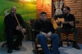 Okuduğu şiirle herkesi kendine hayran bıraktı