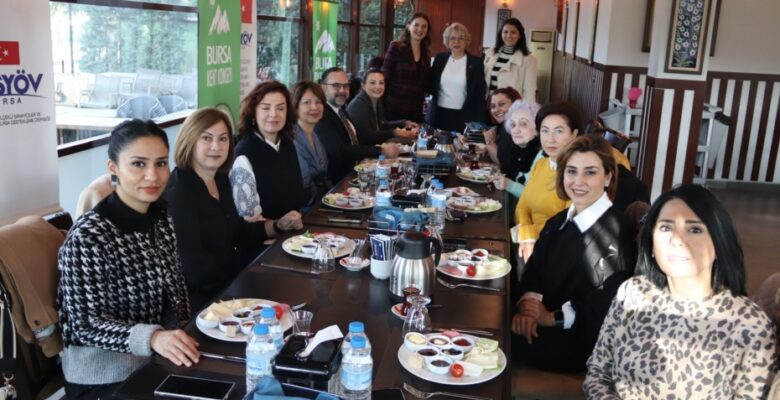 TOSYÖV BURSA’DAN “GELECEĞE SESLENEN KADINLAR” 