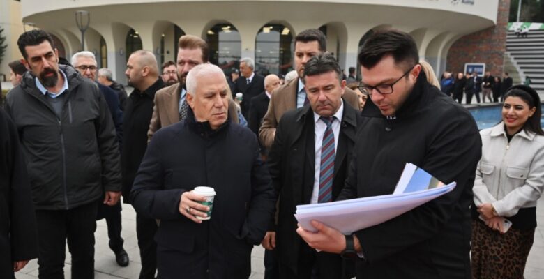 Bursa’da ‘Yeni Yıl Meydanı’na geri sayım başladı