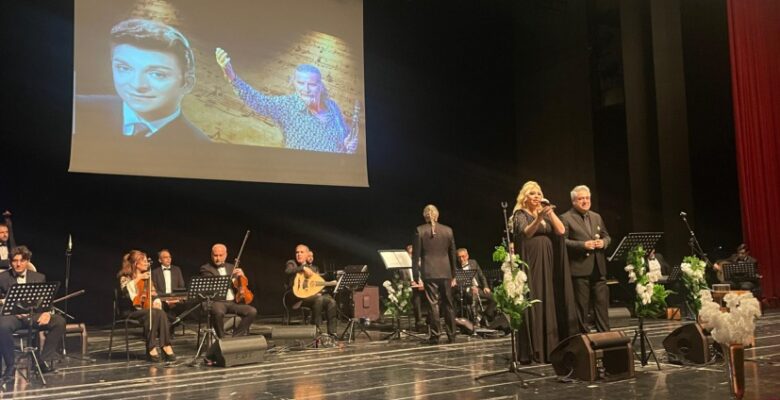 ‘Sanat Güneşi’ Zeki Müren, Bursa’da anıldı