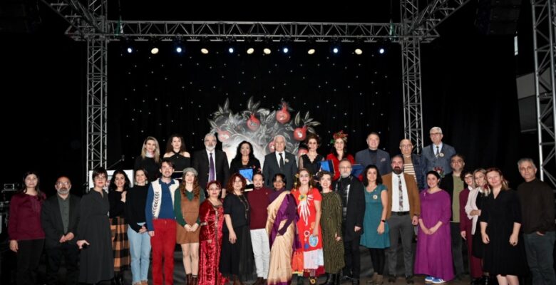 Bursa’da masal dünyasına renkli yolculuk