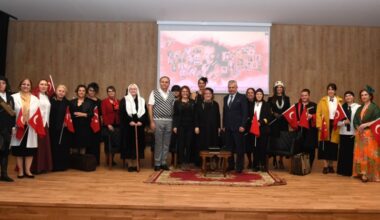 Zamansız Kadınlar oyunu Osmangazi’de sahne aldı