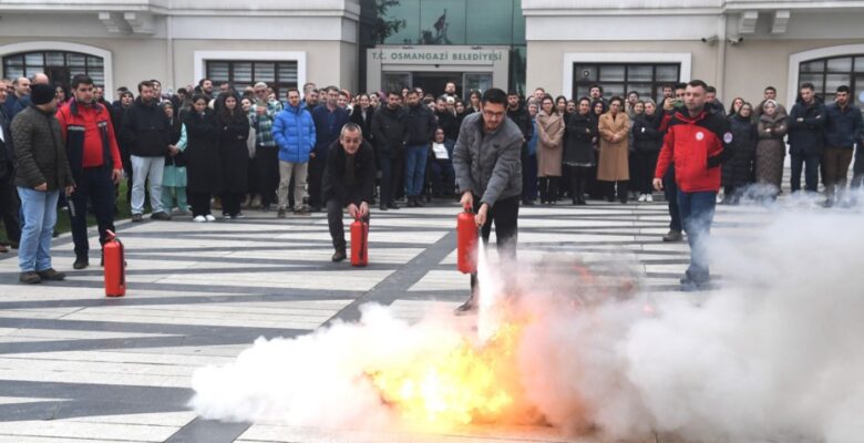 Osmangazi’de başarılı deprem ve yangın tatbikatı