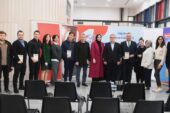 ‘Paşa’nın Sofracısı’ Osmangazi’de okurlarıyla buluştu