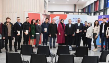 ‘Paşa’nın Sofracısı’ Osmangazi’de okurlarıyla buluştu