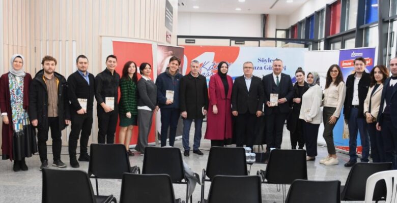 ‘Paşa’nın Sofracısı’ Osmangazi’de okurlarıyla buluştu