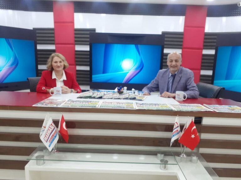 BURCU ÖĞRETMEN ATATÜRK’Ü ANLATMAYA DEVAM EDECEK