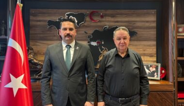 BBP Gemlik İlçe Başkanı Emre Ateş, Genel Başkan Yardımcısı Ekrem Alfatlı’yı ziyaret etti.