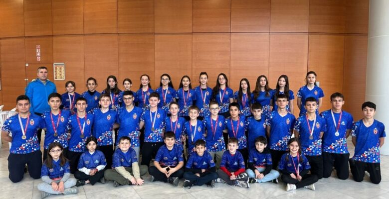 İNEGÖL BELEDİYESPOR ORYANTİRİNGDE RAKİP TANIMIYOR
