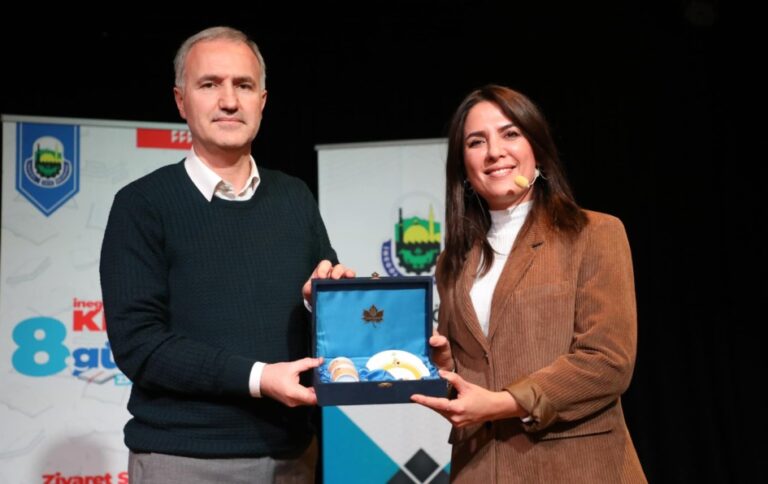 İNEGÖL KİTAP FUARINA MUHTEŞEM FİNAL