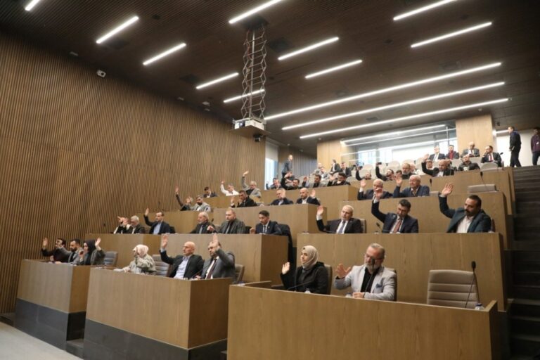 BELEDİYE MECLİSİ 2024’ÜN SON TOPLANTISINI YAPTI