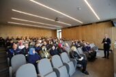 İNEGÖL BELEDİYESİ’NDE TÜM PERSONELE YALIN TEMELLERİ EĞİTİMİ VERİLİYOR