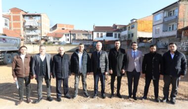 HAMİDİYE MAHALLESİ 40 ARAÇLIK OTOPARK KAZANIYOR