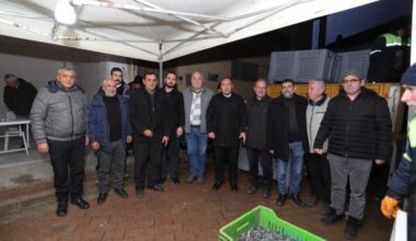 Gemlikli Çiftçinin Yüzü Gemlik Belediyesi’yle Gülüyor