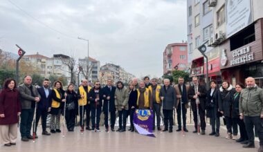 Gemlik’te Görme Engelliler İçin Farkındalık Etkinliği Düzenlendi