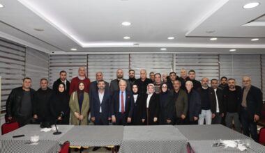 Başkan Şadi Özdemir: Gençlere inanıyoruz Başkan Şadi Özdemir: Gençlere inanıyoruz