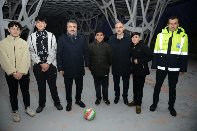 YILDIRIM’DA 5 YILDIZLI GENÇLİK VE SPOR TESİSİ