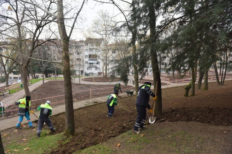 YILDIRIM’DA PARKLAR YENİLENİYOR
