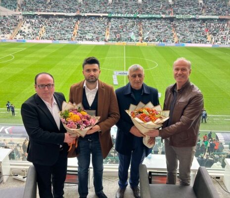 Bursaspor, Artvinlilere Misafirliğini Hissettirmedi!