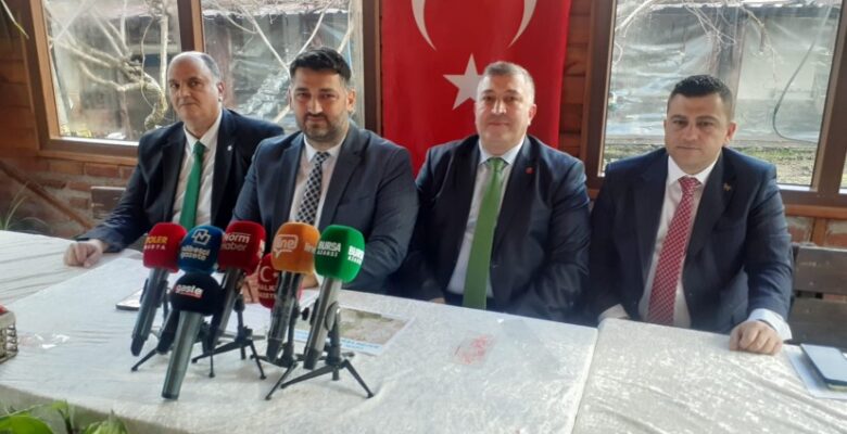 SİYASETTE ÜÇÜNCÜ YOL BURSA’DAN START ALDI