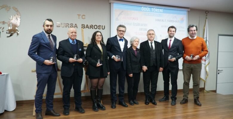 Bursa Barosu Makale ve Şiir yarışmalarının ödülleri sahiplerini buldu