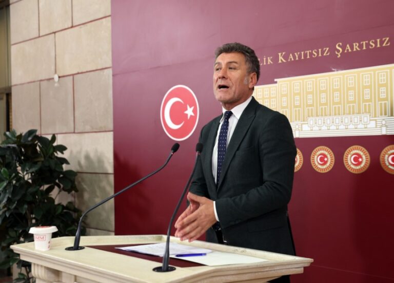 ORHAN SARIBAL; “AKP VE SARAY TÜRKİYE’NİN SOSYAL KISIRLIK SEBEBİDİR”