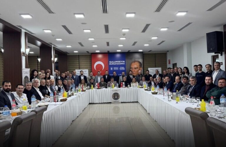 Türkiye İçin Büyük DÜŞÜNCE! “Yalnız Değilsiniz!”
