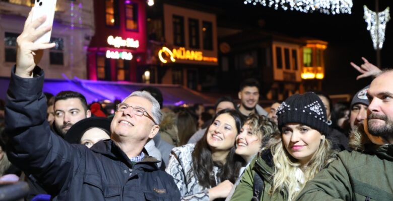 MUDANYA’DA YENİ YIL COŞKUSU