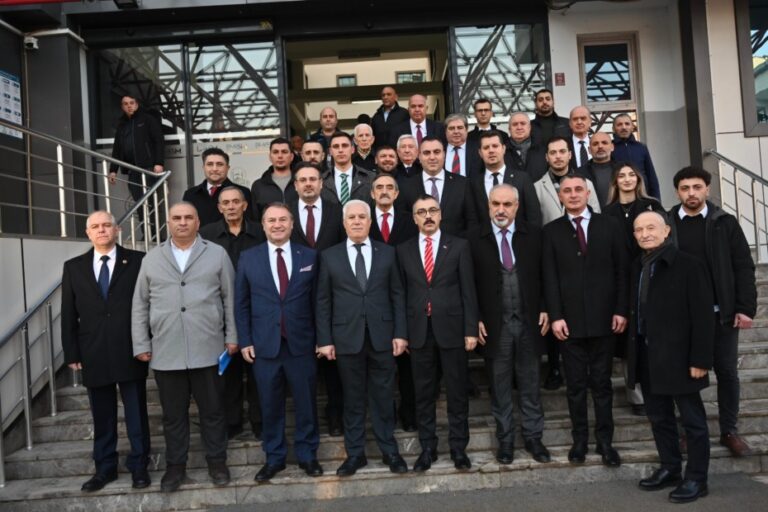 Başkan Bozbey, “İnegöl’deki hava kirliliğiyle ilgili topyekün çalışmaya ihtiyaç var”
