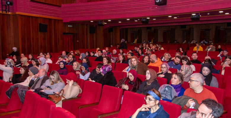 Bursalılar her Pazar Tayyare Sineması’nda buluşuyor