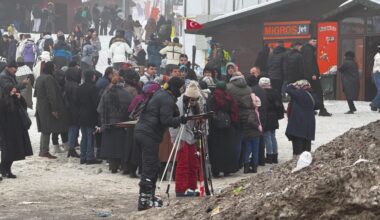 Uludağ’ın zirvesine turist akını