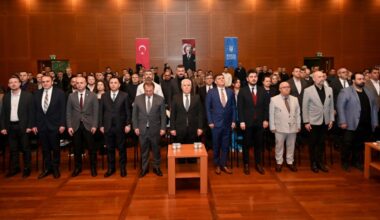 Başkan Bozbey: “Evsel katı atık bedelleri emlak vergileri üzerinden tahsil edilmeli” Başkan Bozbey: “Evsel katı atık bedelleri emlak vergileri üzerinden tahsil edilmeli”