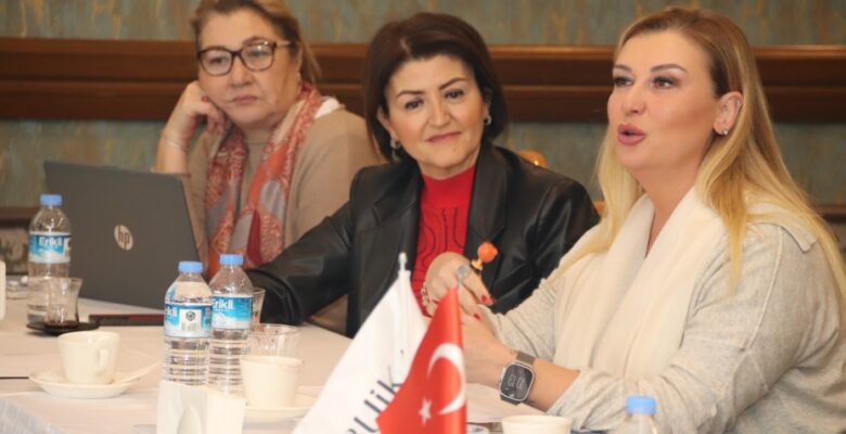 GELECEĞİN İŞ KADINLARI BUİKAD’LA YETİŞİYOR
