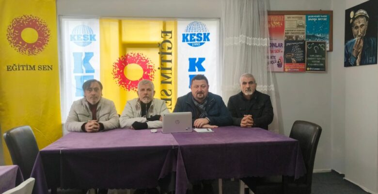 Eğitim-Sen Gemlik Şubesi; “Sahte Enflasyona, Düşük Zamma ve Alım Gücüne İsyan Ediyoruz”
