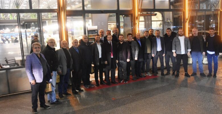MİLLETVEKİLİ KILIÇ KARADENİZLİ İŞ İNSANLARI İLE BİRARAYA GELDİ
